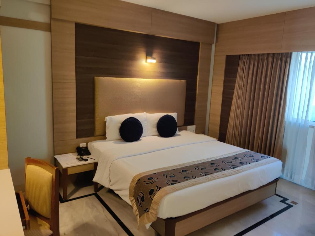 Jp Chennai Hotel Esterno foto